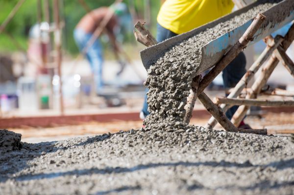 Backyard Concrete Pouring in Escondido