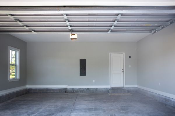 Garage Floor Pouring in Escondido