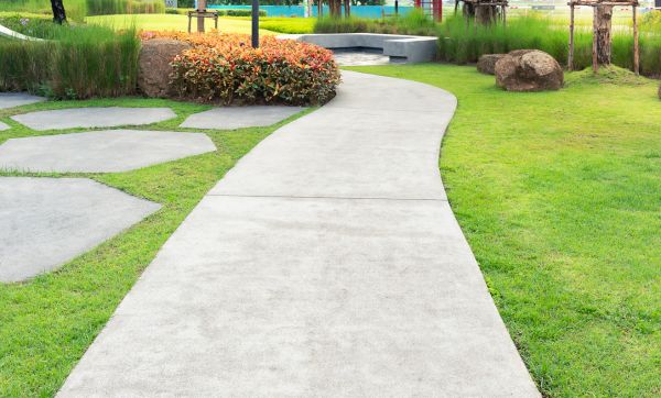 Concrete Sidewalk Installation in Escondido